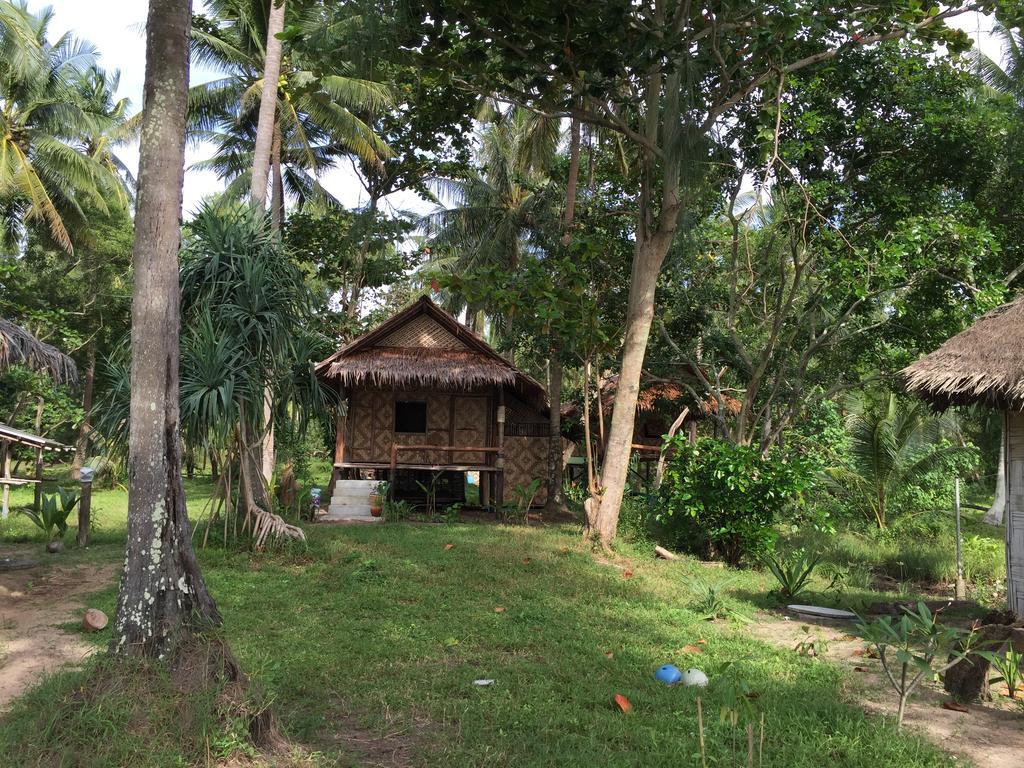 Готель Cocobar&Bungalow'Kohjum Ко Джам Екстер'єр фото